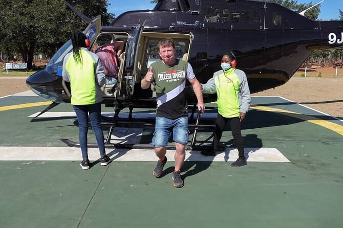 13-15 minutes Private Short Helicopter Flight - Why the private format matters