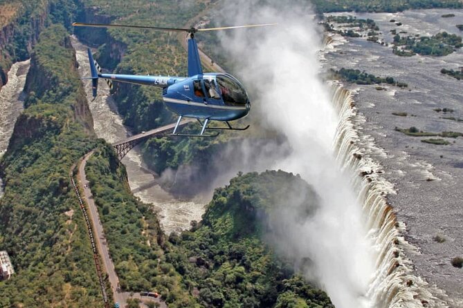 13-15 minutes Private Short Helicopter Flight - Making the early start work