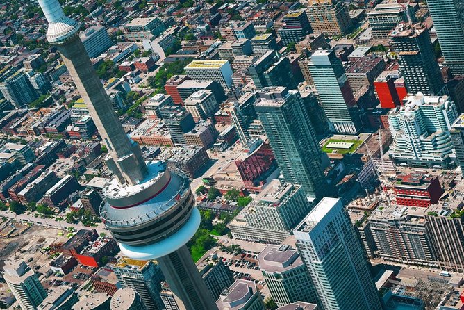 20 km Helicopter Tour over Toronto - Architecture, markets, and the Distillery District