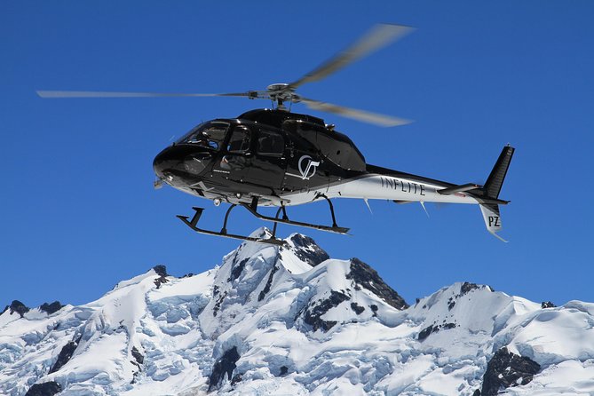 25-Minute Helicopter flight including an alpine landing - From Mount Cook Airport across the Tasman country