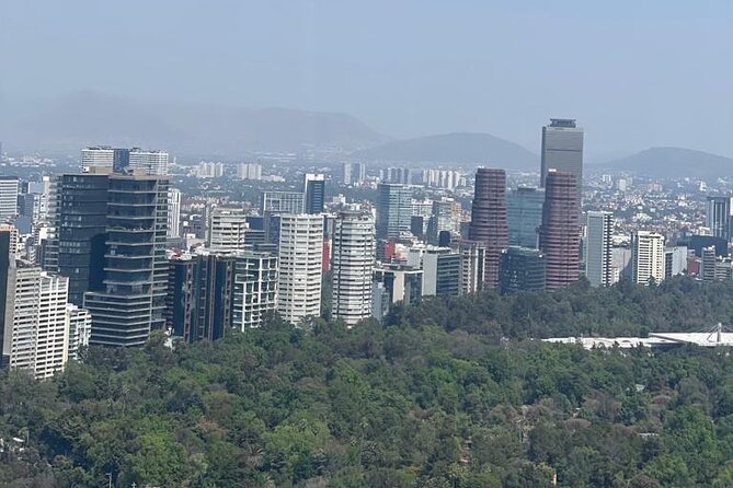 30 min Private Helicopter Tour in Mexico City - Chapultepec Castle and the Park Below