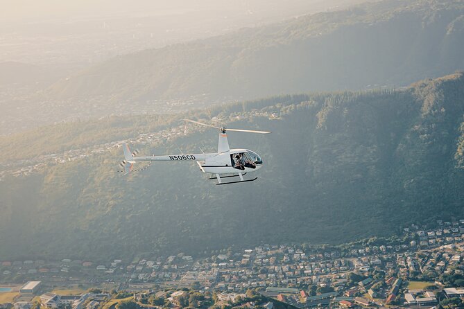 30 Minutes PRIVATE Helicopter Tour in Honolulu - Moanalua Gardens, H201, H3, and Aloha Stadium