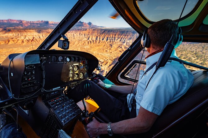 55 Mile - Helicopter Tour Around Zion National Park - A fast, high view of Zion country