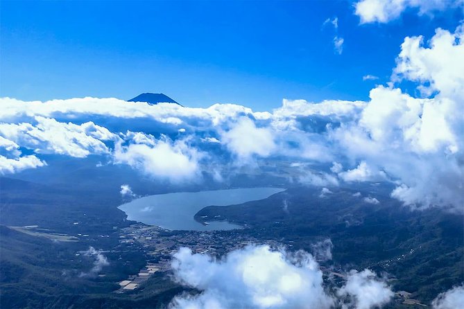 75-Min Mt. Fuji Half Day Private Helicopter Tour - The clear-weather route toward Mt. Fuji and Lake Hakone
