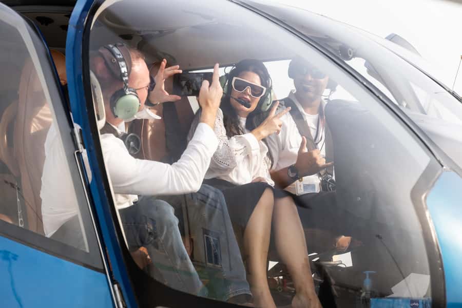 Abu Dhabi: Scenic Private Helicopter Tour - Taking off from Mina Zayed