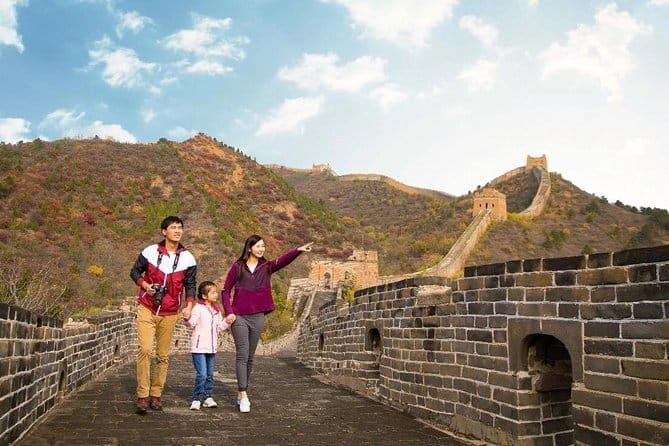 All-Inclusive Mutianyu Great Wall Hiking and Helicopter Overlook Tour - Lunch with dumplings after the hike