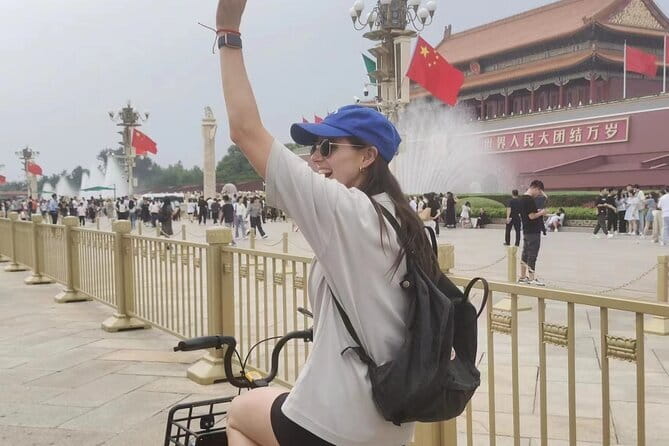 All-Inclusive Mutianyu Great Wall Hiking and Helicopter Overlook Tour - What the $568 price really covers