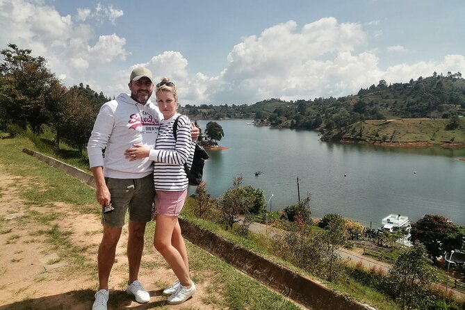 Amazing Private Guatape Tour + Boat Ride + Helicopter & Rock - A private vehicle changes the pace