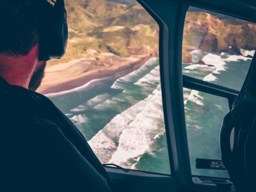 Auckland: 36 min scenic helicopter flight - Coast to Coast - Rangitoto Island and its volcanic crater