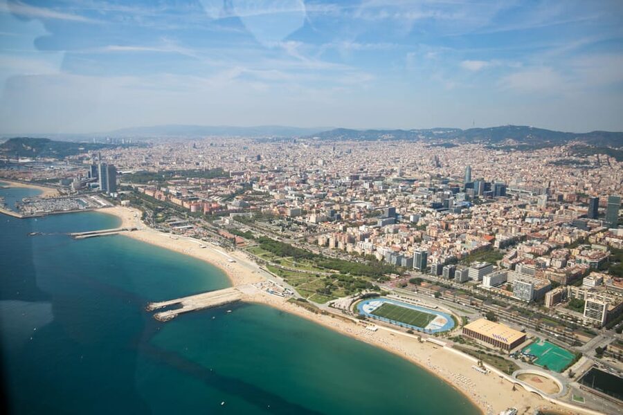 Barcelona: Boat Trip and Panoramic Helicopter Flight - Is the $113 price good value?