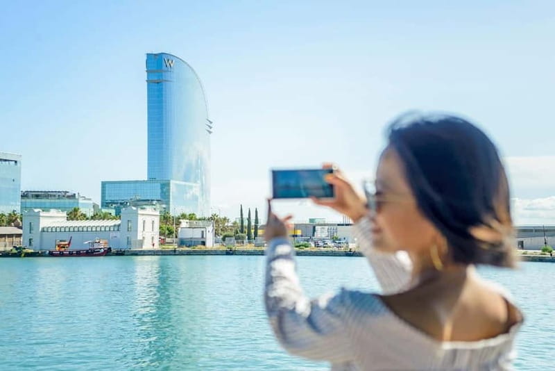 Barcelona: Helicopter, Boat Ride & Old Town Private Tour - Key points to know before booking