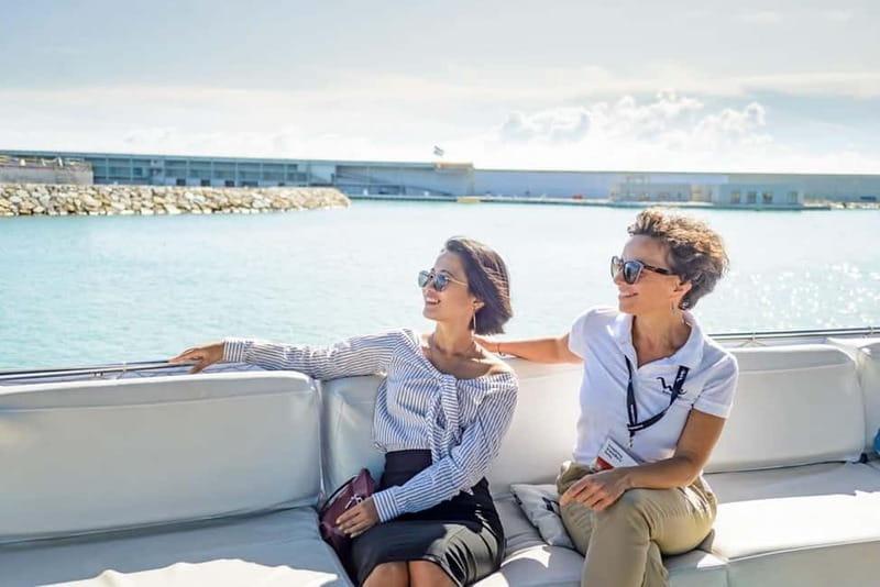 Barcelona: Helicopter, Boat Ride & Old Town Private Tour - Practical details that affect the day