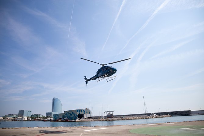 Barcelona Helicopter, Sailboat & Old Town Private Walking Tour - Reaching Port Vell by boat