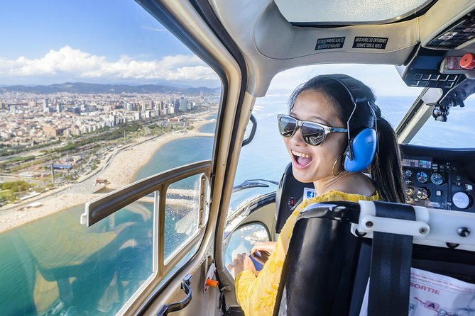 Barcelona Helicopter, Sailboat & Old Town Private Walking Tour - Plaza de Catalunya and the route into the old city