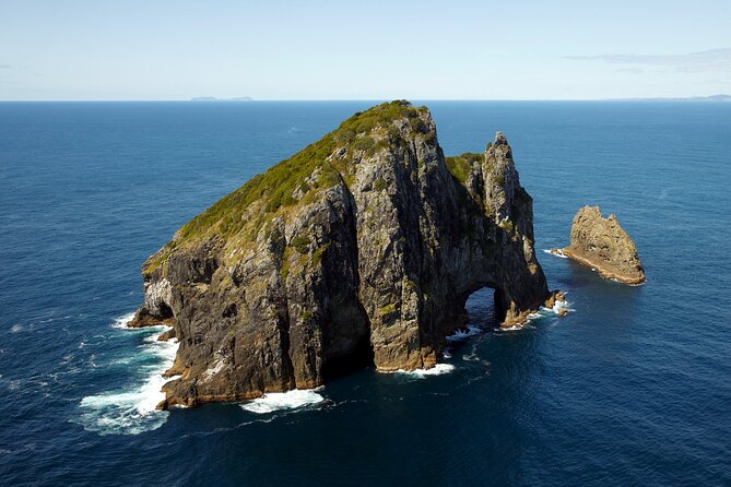 Bay of Islands and Hole in the Rock Scenic Helicopter Tour - Weather, group size, and timing