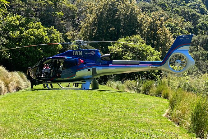 Bay of Many Coves, Marlborough Sounds- Heli-lunch from Wellington - What the three-course lunch includes