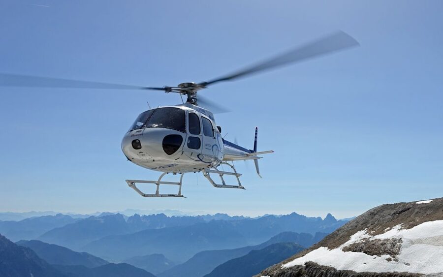 Bern: Mountain & Lake Helicopter Flight for 2 or 3 People - From FunFlights to Bern-Belp Airport