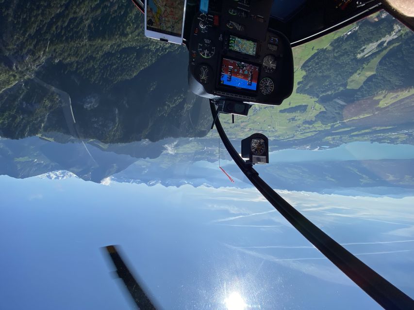 Bern: Mountain & Lake Helicopter Flight for 2 or 3 People - Should you book the Lake Thun helicopter flight?