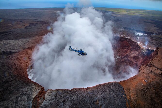 Big Island Spectacular Helicopter Tour - Waikoloa to Kohala: from dry ranch land to green valleys