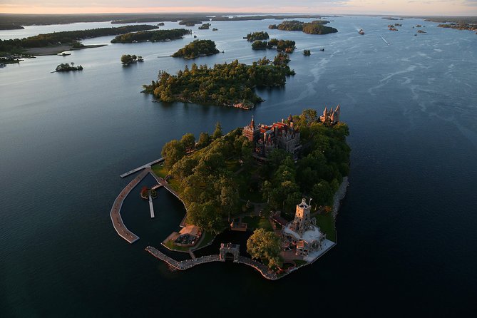 Boldt Castle and Thousand Islands Helicopter Tour - Why the three-seat helicopter changes the experience