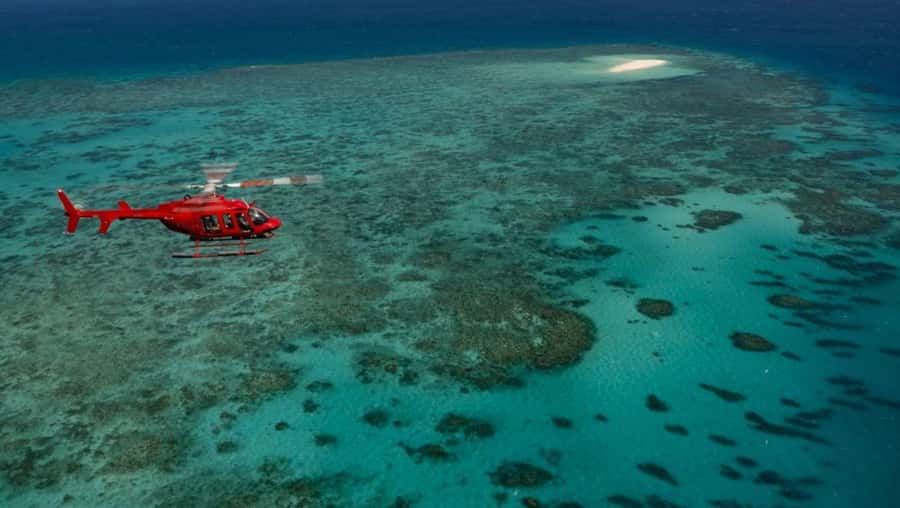 Cairns: Great Barrier Reef 30-Minute Helicopter Flight - The route over Green Island and Arlington Reef