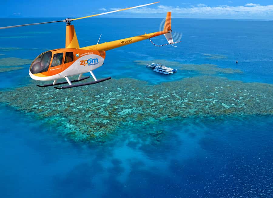 Cairns: Great Barrier Reef Pontoon, Travel by Helicopter - Four hours at the Moore Reef pontoon