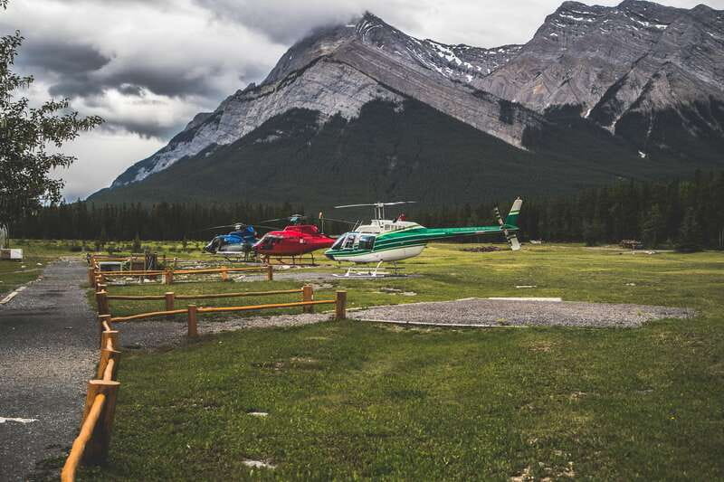 Canadian Rockies: Helicopter Flight with Exploration Hike - Twin Falls and the value of the guided walk