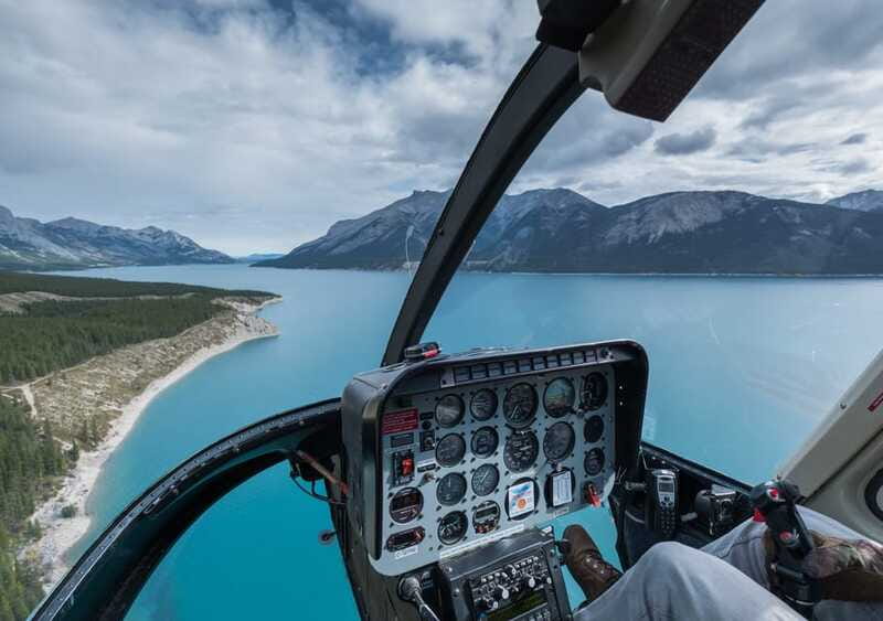 Canadian Rockies: Helicopter Flight with Exploration Hike - Who should book this experience