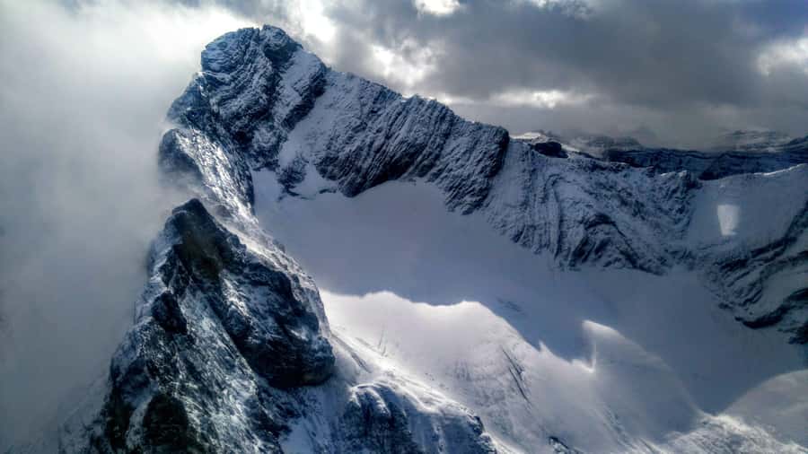 Canmore: 25-Minute Three Sisters Helicopter Tour - Key points to know before takeoff