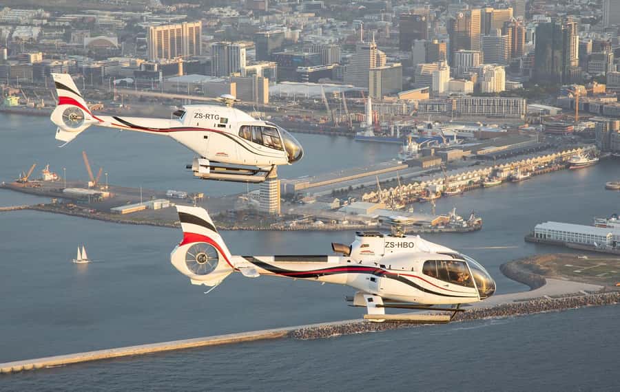 Cape Town: 2 Oceans Helicopter Flight with Boat Tour Ticket - A 25-minute circle around Table Mountain