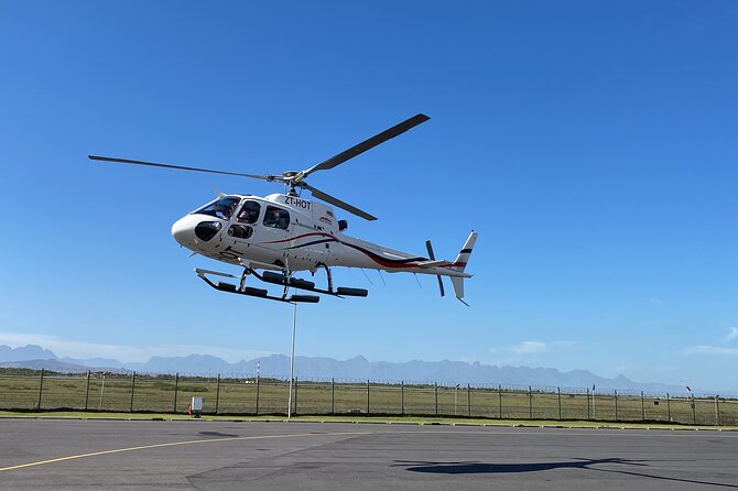 Cape Town: 25min Helicopter Flight with Complimentary Boat Cruise - Returning over Table Mountain and Constantia