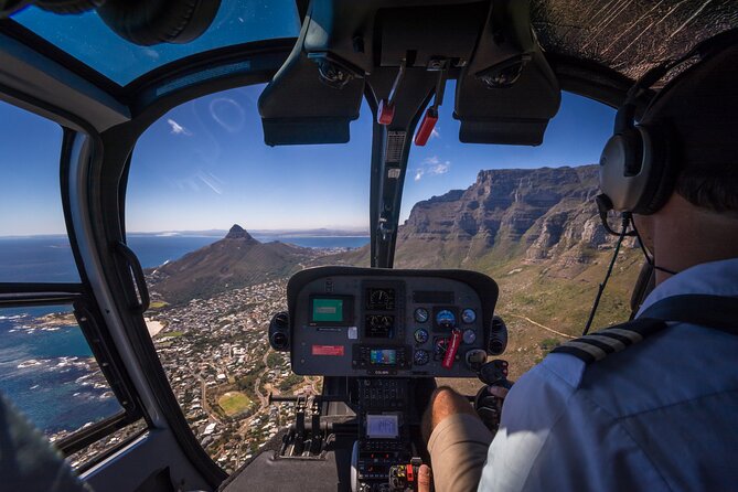 Cape Town Helicopter Tour: City Hopper - Shared helicopter, small group feel