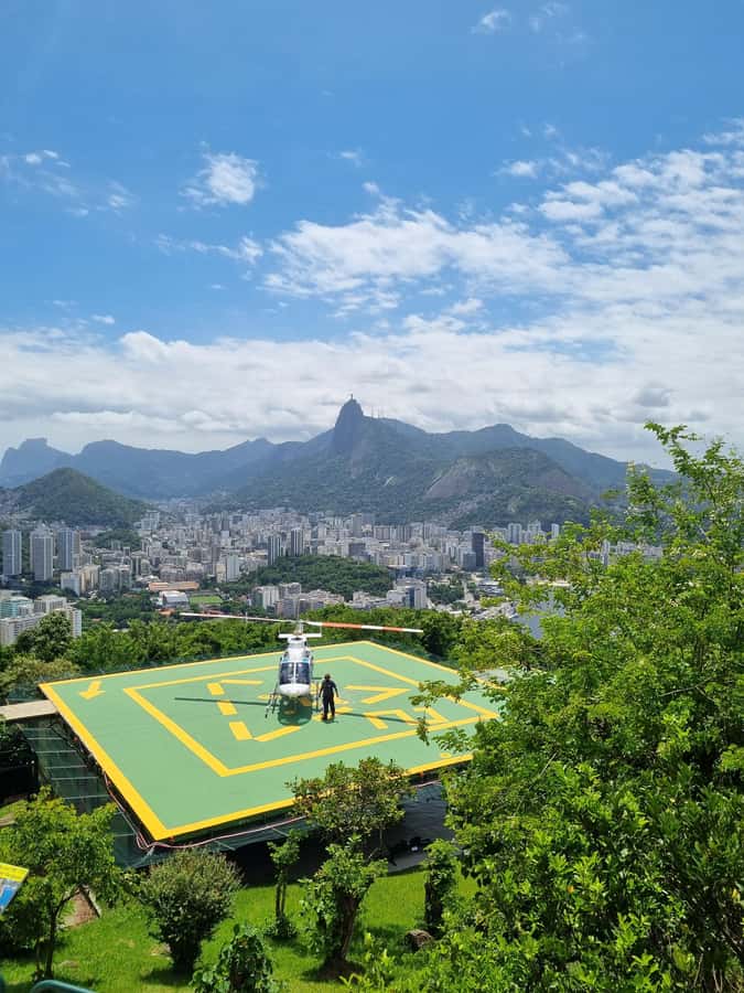 Cariocando in Christ Redeemer & Sugarloaf + Helicopter Tour - Key points at a glance