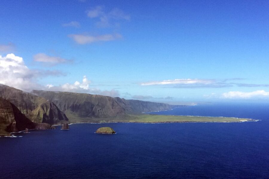 Central Maui: Two-Island Scenic Helicopter Flight to Molokai - Who should book this flight?