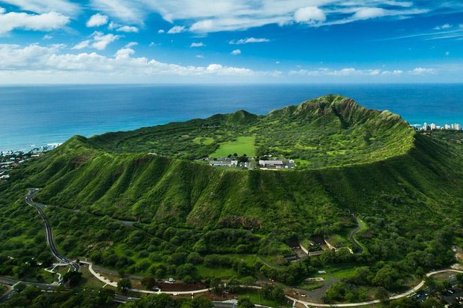 City By The Sea - 20 Min Helicopter Tour - Doors Off or On - Diamond Head and the crater view
