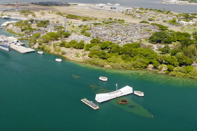 Complete Island Oahu Helicopter Tour - Seeing Oahu as one connected island
