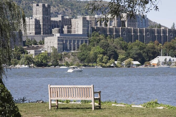 Couple's Private Hudson Valley Fall Foliage Helicopter Tour from Westchester - Taking off from Westchester instead of Manhattan