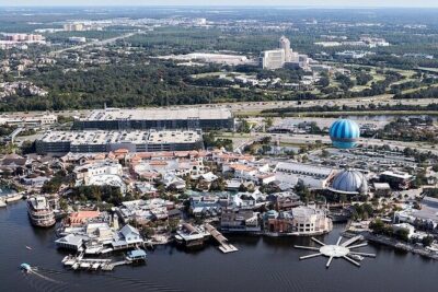 Day Flight 31 miles Helicopter Tour over all the Theme Parks