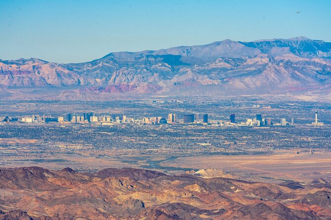 Daytime Hoover Dam and Las Vegas Strip Helicopter Flight - Who will get the most from this flight