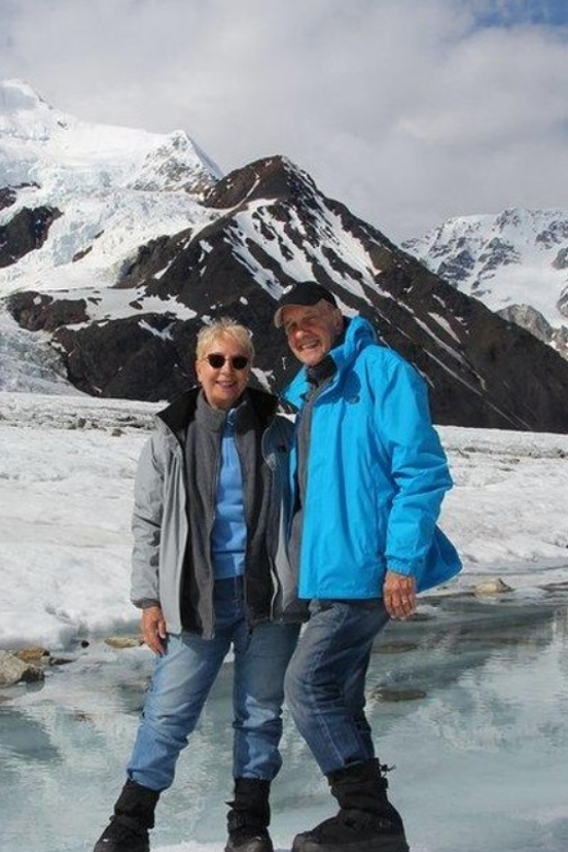 Denali National Park: Helicopter Flight with Glacier Landing - Watching for wildlife below