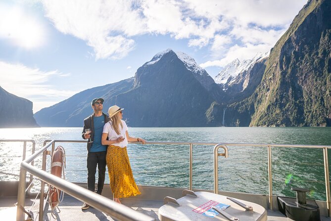 Discover Doubtful Sound // Helicopter Scenic Flight from Te Anau - Who will get the most from this flight?