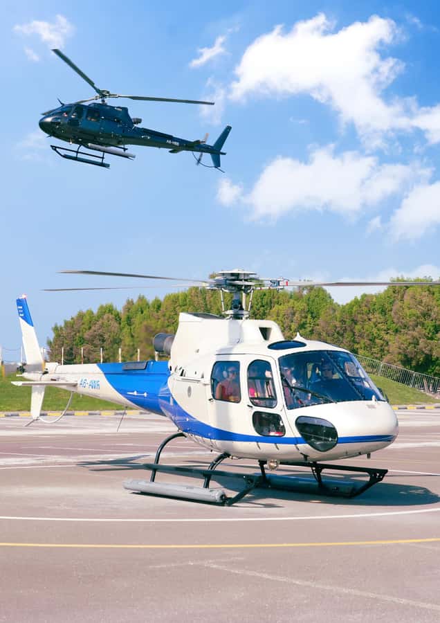 Dubai: 22-Minute Helicopter Flight - Burj Al Arab from the air