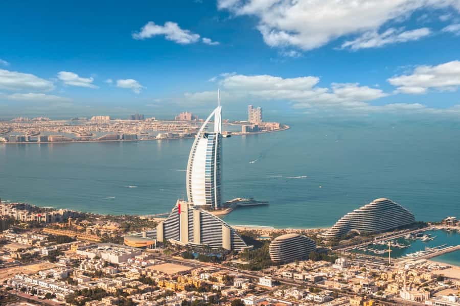 Dubai: 30-Minute Scenic Helicopter Tour - Why seeing Dubai from the air changes the city