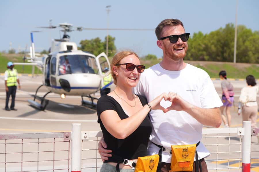 Dubai: Helicopter Ride, Old Town Walking Tour, Abra & Snacks - Should you book this tour?