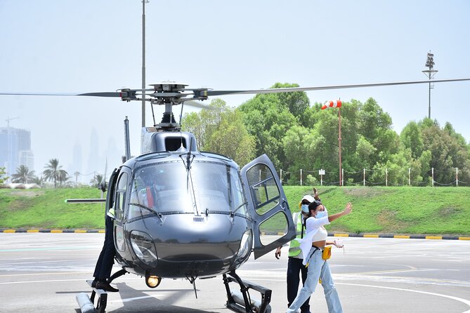 Dubai Helicopter Tour: Experience Dubai’s Iconic Landmarks - What you see over Burj Al Arab and The World Islands