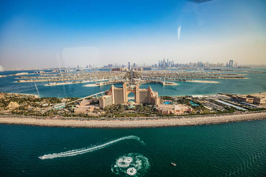 Dubai: Sightseeing Helicopter Ride from The Palm - Taking off beside Atlantis The Palm