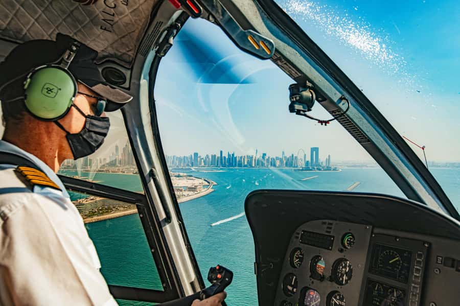 Dubai: Sightseeing Helicopter Ride from The Palm - Choosing between 12, 15, 17, and 25 minutes