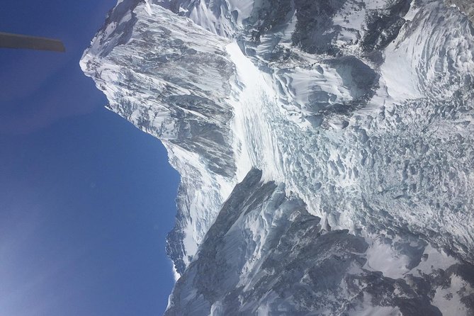 Everest Base Camp Helicopter Tour Stop at Hotel Everest View. - What this Everest helicopter tour really delivers