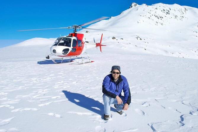 Everest base camp helicopter tour with Guarenteed Landing - How private transport and group size affect the day