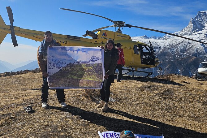 Everest base camp helicopter tour with Guarenteed Landing - The flight toward Lukla and the Everest region